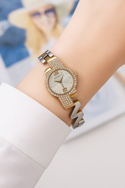 Gucci Luxury Women’s Diamond Studded Silver Dial Watch – Premium Fashion Bracelet Timepiece