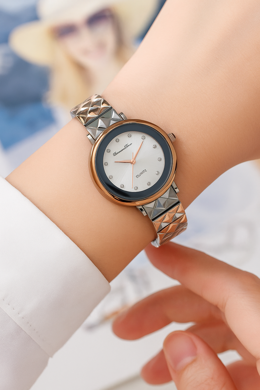 Elegant Silver & Rose-Gold Women’s Quartz Watch with Crystal Markers